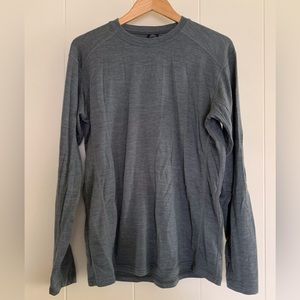 Kühl wool base layer like new